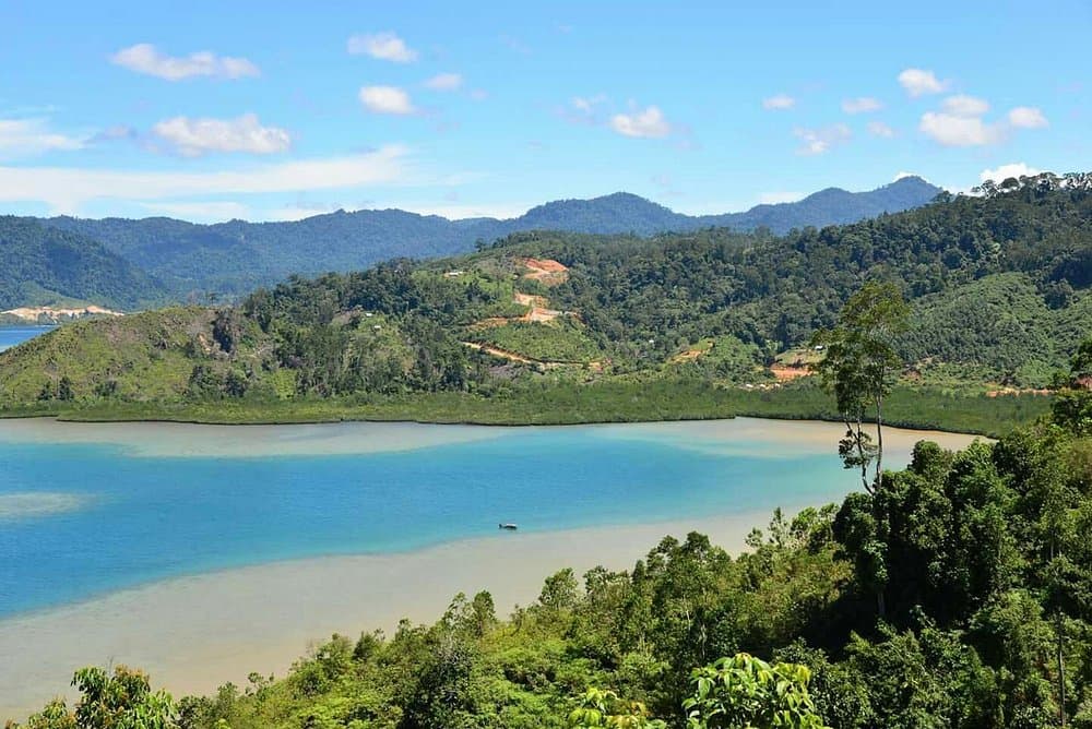 Pulau Mandeh dan pantai Sumatera Barat untuk honeymoon tour, foto 1 dari 3